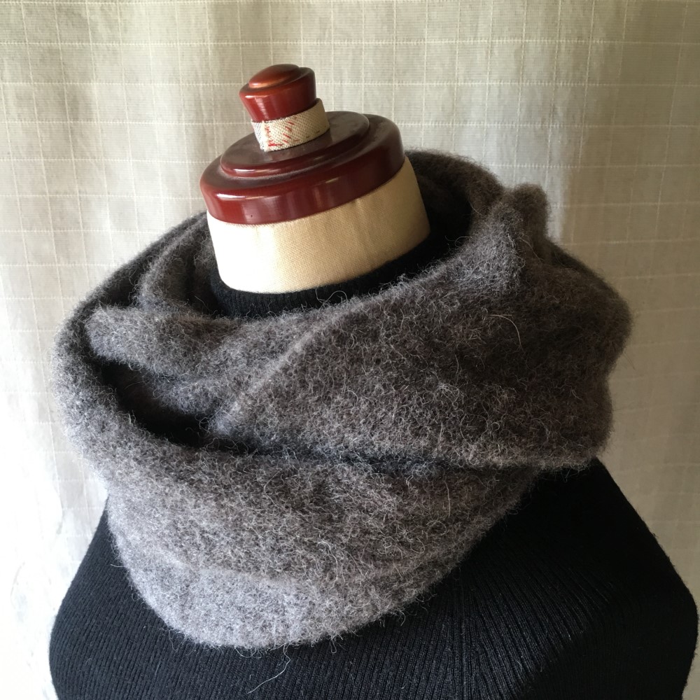 ふわふわ♪ベビーアルパカのニットスヌード