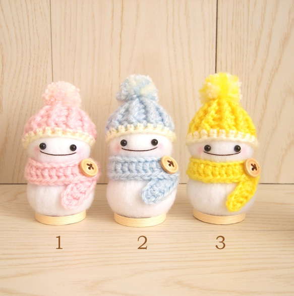 再販*Snow Man*選べる8カラー*Creema限定*冬支度ハンドメイド*フェルト*雪だるま*手編み*ニット帽*飾り 2枚目の画像