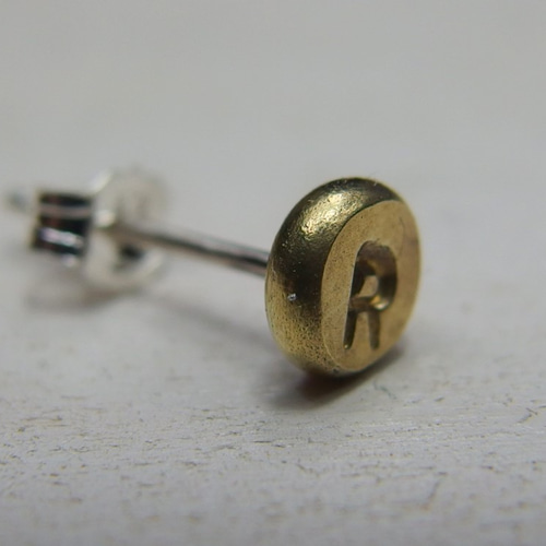 ⭐️七夕セール中⭐️K18 ♡ デザインピアス 刻印あり ⭐️七夕セール中⭐️K18 ♡ デザインピアス 刻印あり