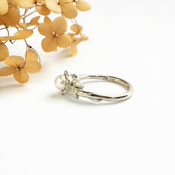 真珠のお花のsilverリング 3枚目の画像