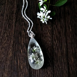 【受注制作】雪の花のネックレス(ユーフォルビアの花)(silver925チェーン) 4枚目の画像