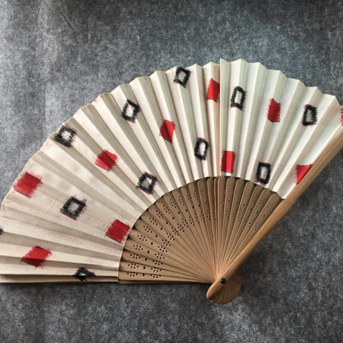 大正ロマン アンティーク 着物 銘仙 袷 大胆で可愛く美しい 扇柄 34888b35470986e4536b8db082a00f