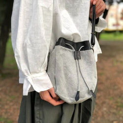 【bog】 巾着ショルダー 炭染め H0703 日本製　 2枚目の画像