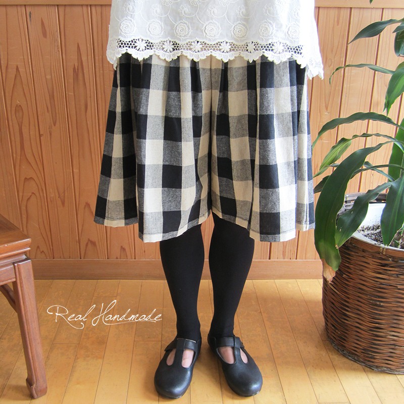 [予約販売]　コットンリネンブロックチェックショートタックパンツ