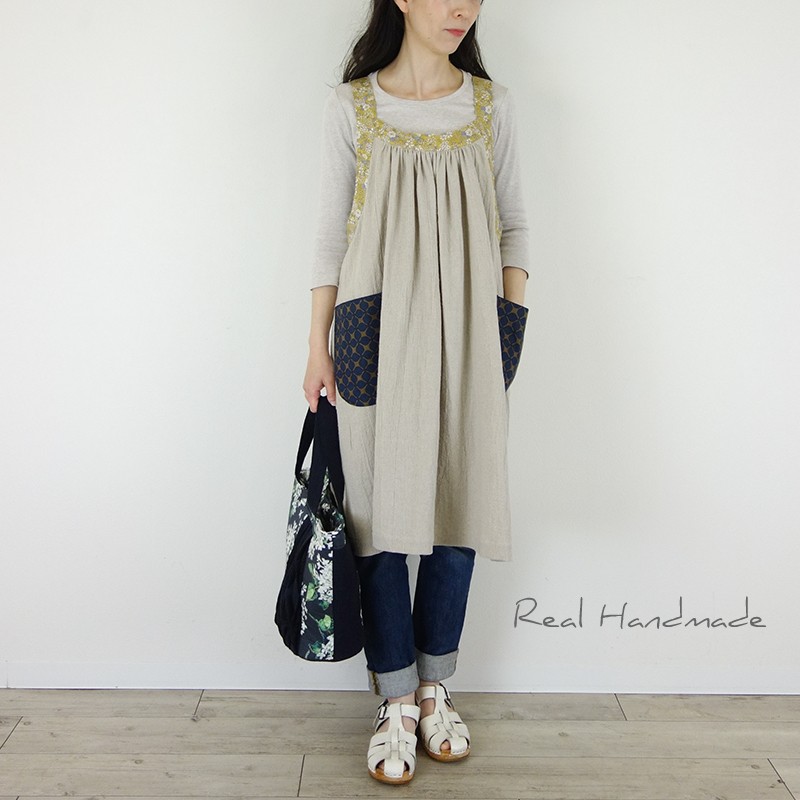 [予約販売] ワッシャーハーフリネンベージュと幾何学エプロンワンピース