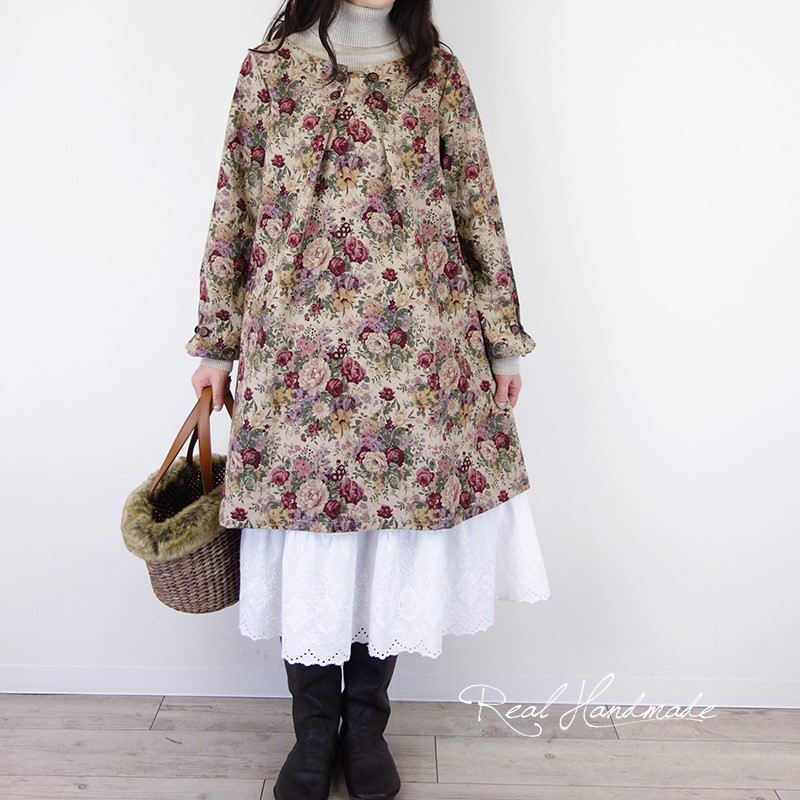 [予約販売]　コットンリネンアンティークフラワーバックタックワンピース