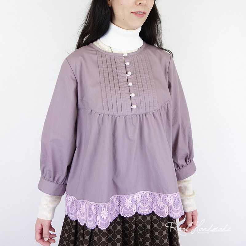 [予約販売]あずきミルクピンタックレースブラウス