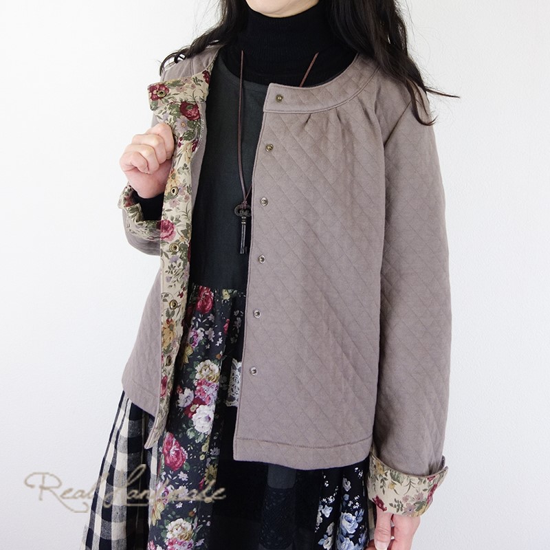 [予約販売] キルトニットモカとアンティークフラワーヨーク切替ジャケット