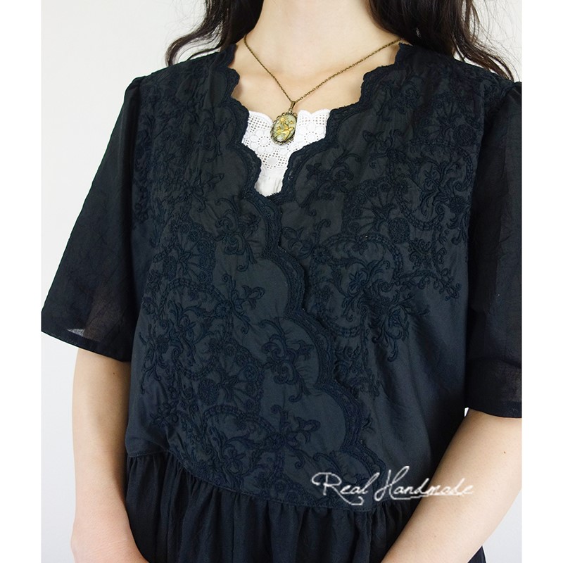 [予約販売] ブラックスカラップカシュクールワンピース