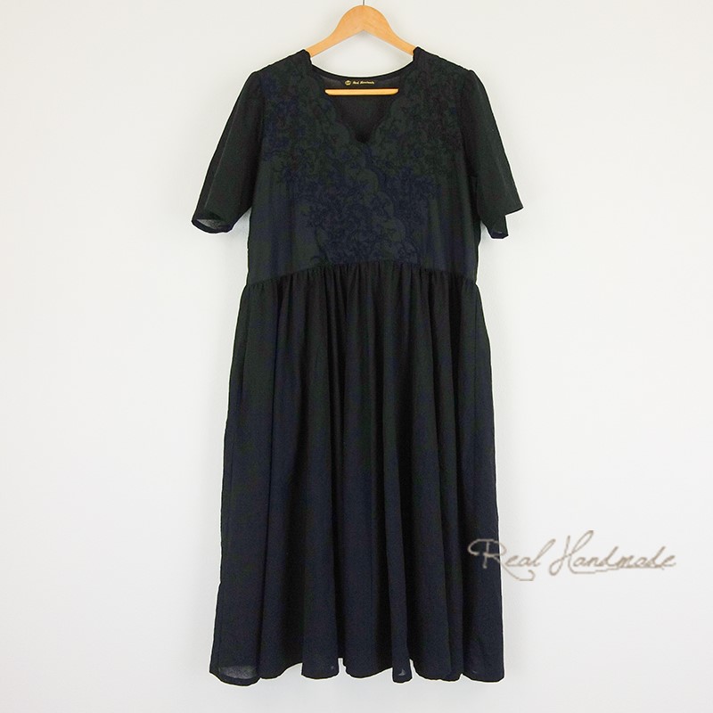 [予約販売] ブラックスカラップカシュクールワンピース