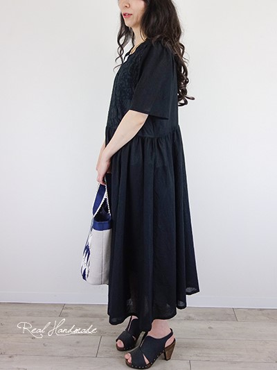 [予約販売] ブラックスカラップカシュクールワンピース