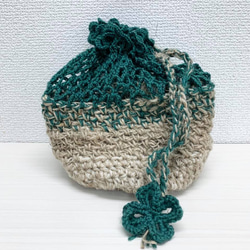 バイカラー手編み　ニットミニバッグ　マルシェバッグ　底あり巾着　毛糸　麻紐 2枚目の画像