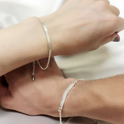 ペアにもなるメンズブレスレットオーダーメイド刻印3.0ｍｍ角 1枚目の画像