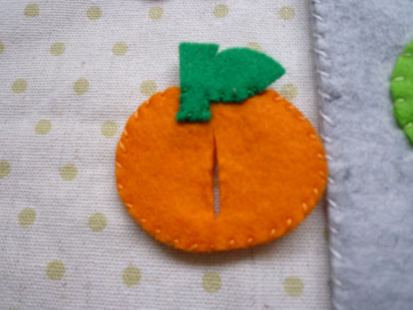 知育玩具★フルーツツリーのボタン（りんごボタンピンク） 4枚目の画像