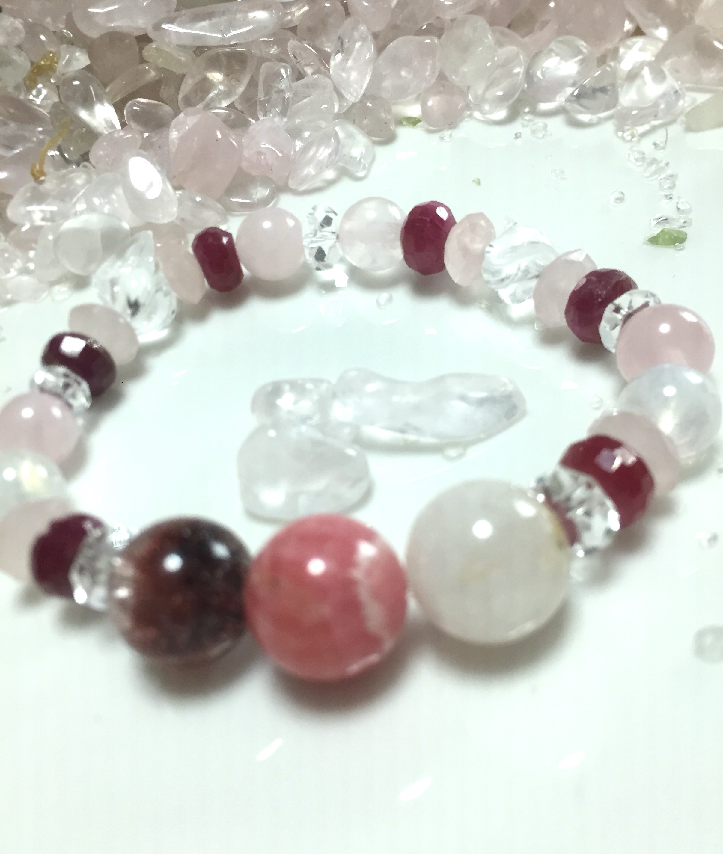 最高品質スーパーセブンのフラワーフレームブレス