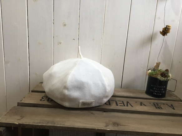 春夏ベレー帽　コットン100％　キナリ×オフホワイト　Mサイズ 3枚目の画像