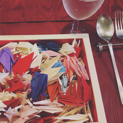 【残り2組様】限定手作り和紙による色とりどりの祝い鶴。折り鶴シャワー。 2枚目の画像