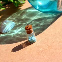 『夏色小瓶』ターコイズの小ビン（片側一つ売り） 4枚目の画像
