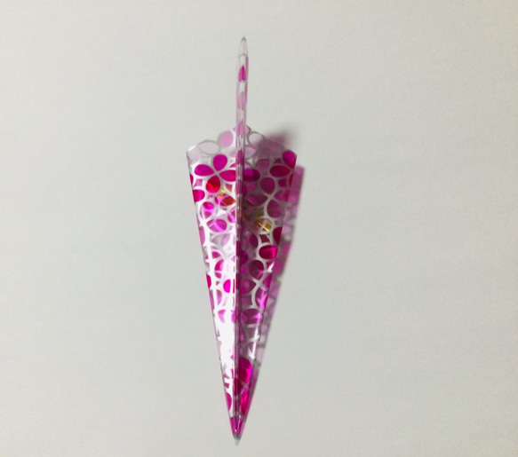 ステンドグラス風折り紙・飛行機 2枚目の画像
