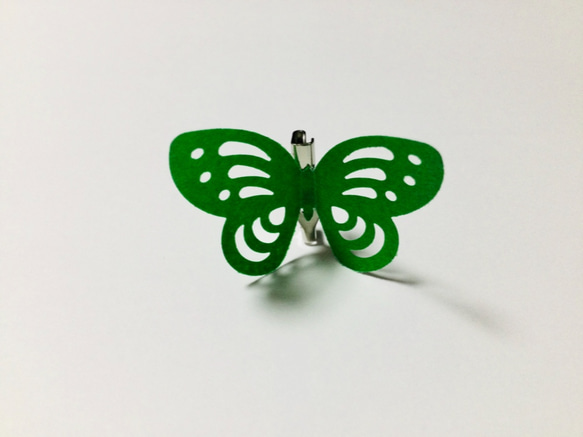 蝶のブローチ・グリーン 4枚目の画像