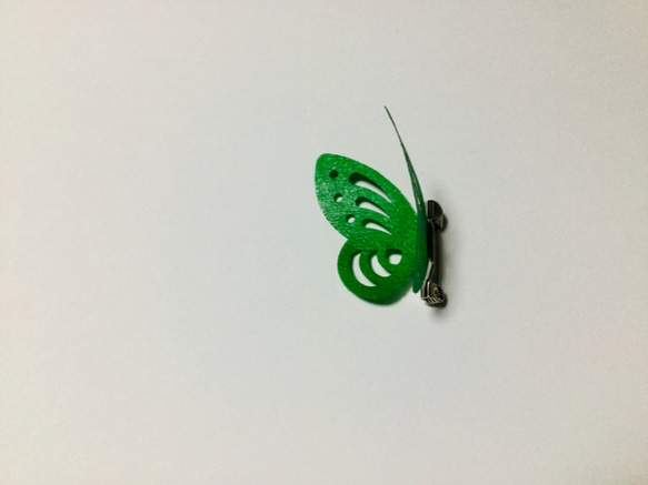 蝶のブローチ・グリーン 8枚目の画像