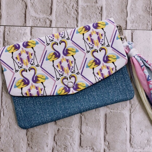 フラミンゴ 白、紫 Sサイズ 母子手帳ケース タッセル 西海岸サーフ  