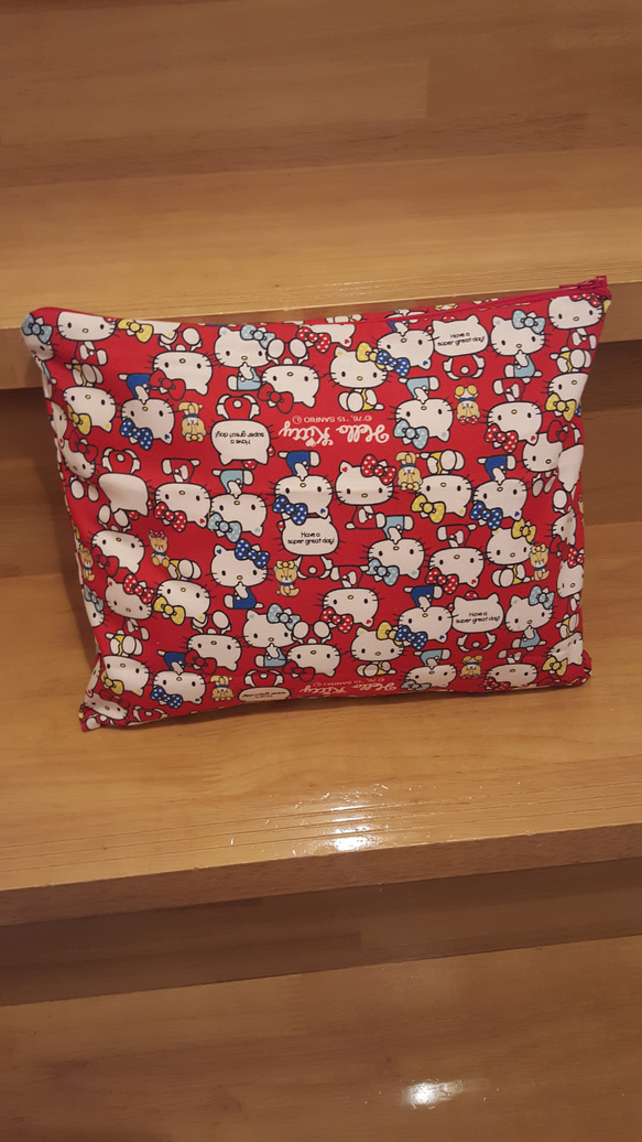 キティーちゃん枕 （キティちゃん枕 - 家具）
