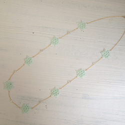 【SALE】タティングレーススノーフレークネックレス Mint 2枚目の画像