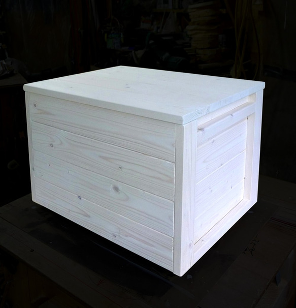 Woodbox450 ペイルホワイト、収納ボックス、ベンチ、スツール、 2枚目の画像