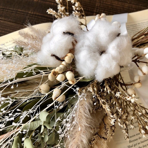 星月猫☆「ホワイトコットンフラワーとパンパスグラス、ユーカリの