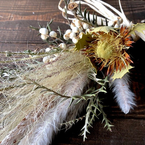 K様オーダー商品　ドライフラワー　バレリーナスワッグ 星月猫☆「ドライアンドラ とステパ、グレビレアアイバンホーの