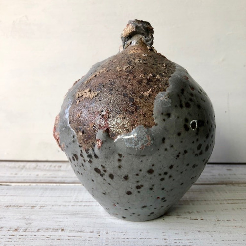 天融地☆「珪藻土とクレーターの一輪挿し」陶芸作品 花器 1点物 花瓶