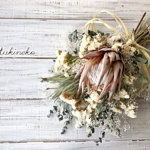 sale 星月猫☆「プロテアとスターチ、スカスミ草のホワイトスワッグ  