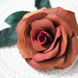 エンボス加工革のバラを染色はつまん形作る咲きます 8枚目の画像