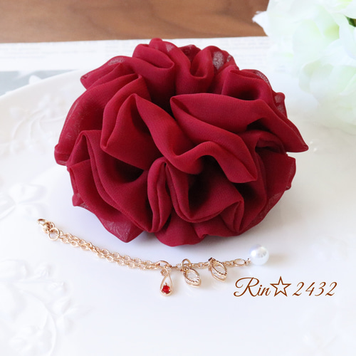 赤と青　おまとめフリルの可愛いイプケース　ハンドメイド　新品 推し活♡ゆめかわりぼん♡パール♡赤フリルサテン♡キッズリボン