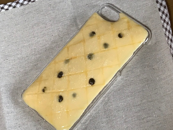 僕のiPhoneケース【チョコチップメロンパン 】 1枚目の画像