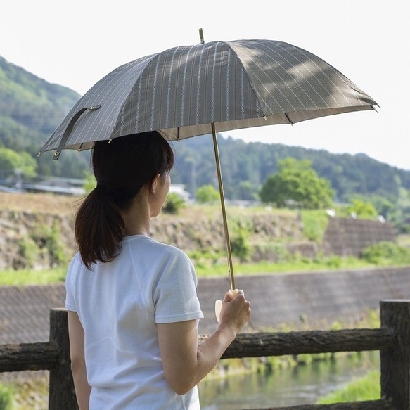 *已售完*【雨天短傘】feel.t 蹩腳條紋卡其色 第1張的照片