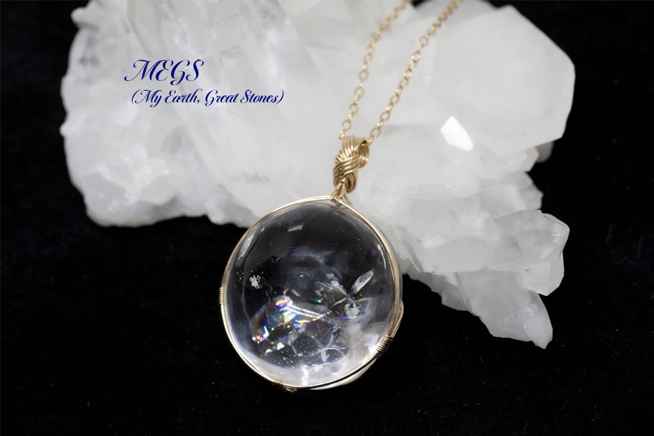 【女神巻き®】レインボークリスタル ～Prismワイヤーアートペンダントトップ（満月制作）