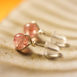 祝好運【草莓晶耳環】 s925純銀耳針式耳環 第1張的照片