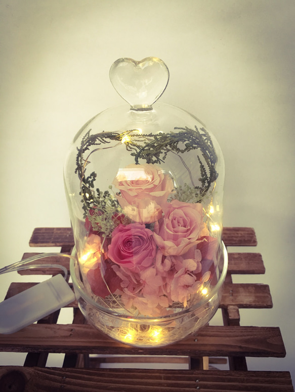 情人節心型保鮮花夜燈花瓶 第2張的照片