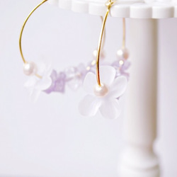 鮮花和天然石耳環（紫水晶） 第1張的照片