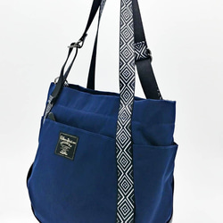 Deep dark blue nylon tribal pattern strap 3 ways handbag 第2張的照片