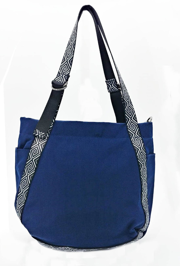 Deep dark blue nylon tribal pattern strap 3 ways handbag 第3張的照片
