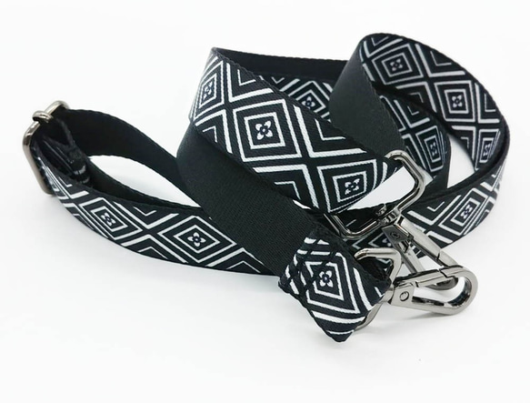 Deep dark blue nylon tribal pattern strap 3 ways handbag 第7張的照片