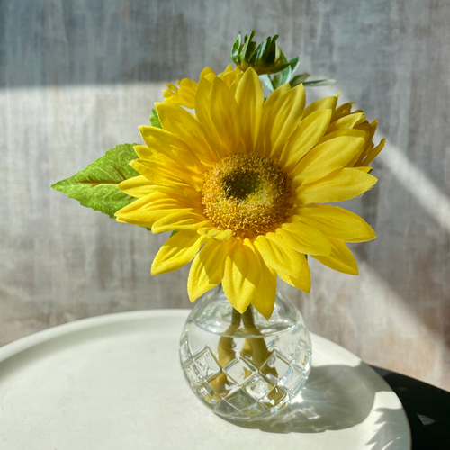 一輪挿しアレンジメント ひまわり アートフラワー 絵灯花 通販