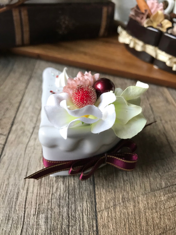 キラキラうっとりお花のショートケーキ S 2枚目の画像