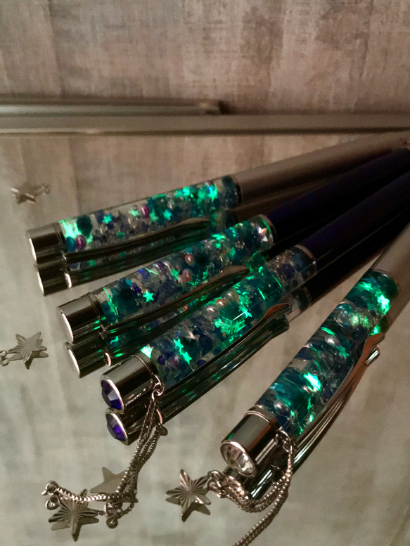 ハーバリウムボールペン 銀河（替芯１本付き） 3枚目の画像