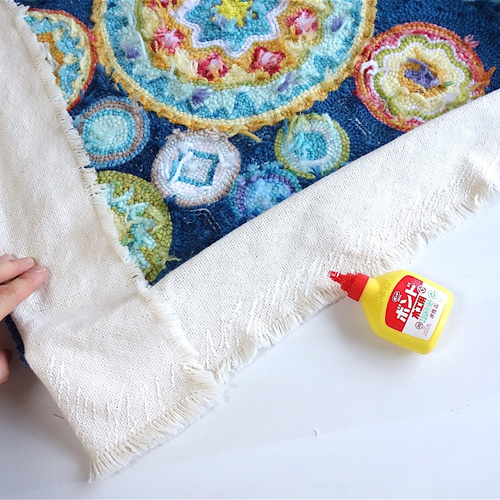 毛糸を楽しむ【ニードルパンチのラグ＊花火のモチーフ】 カーペット