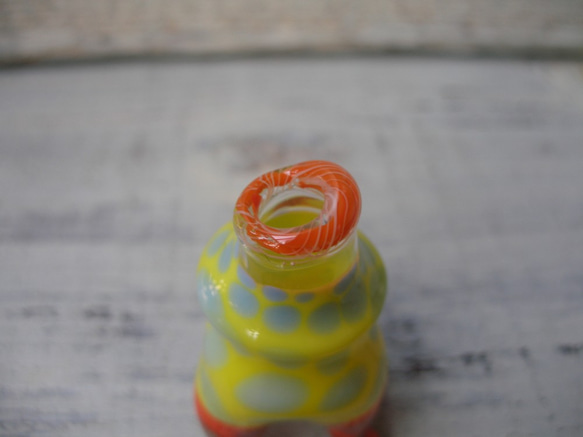 Tekuteku小瓶（黃色×淺藍色點） 第2張的照片