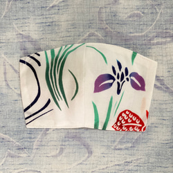 Creema限定『夏の福袋』浴衣リメイクの布マスク3枚入り(ホワイト/花菖蒲) 3枚目の画像
